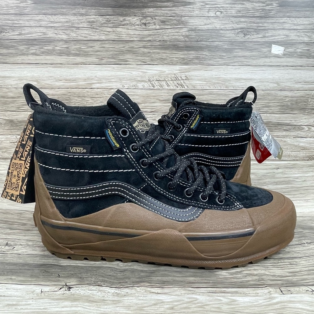 NEW Vans Sk8-Hi Dip MTE 2 Black Gum Waterproof Shoes Men's Size 7 VN0009QKB9M